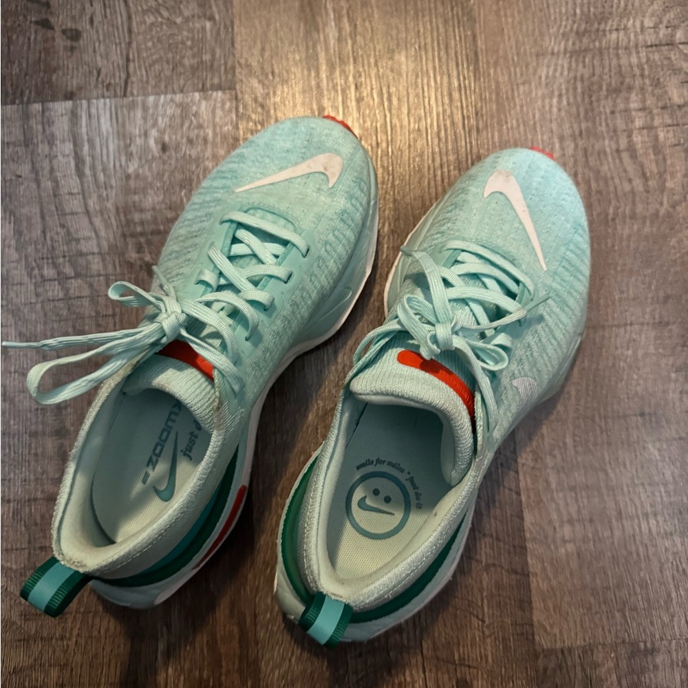 Nike invincible 3